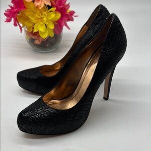 BCBGeneration Parade Black Stiletto Heels with Textured Finish Size 8 MCH7779F